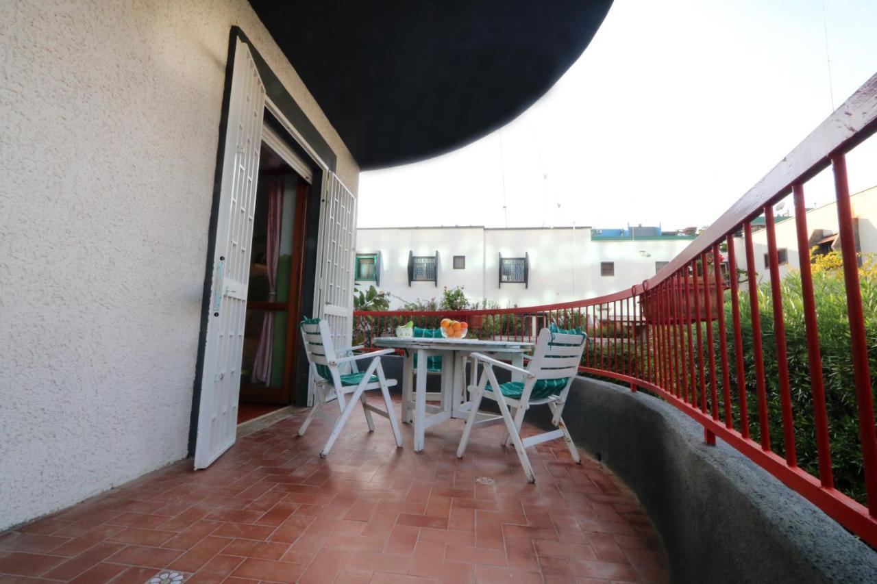 Bari Suite Apartment Barone 12 Free Parking ภายนอก รูปภาพ