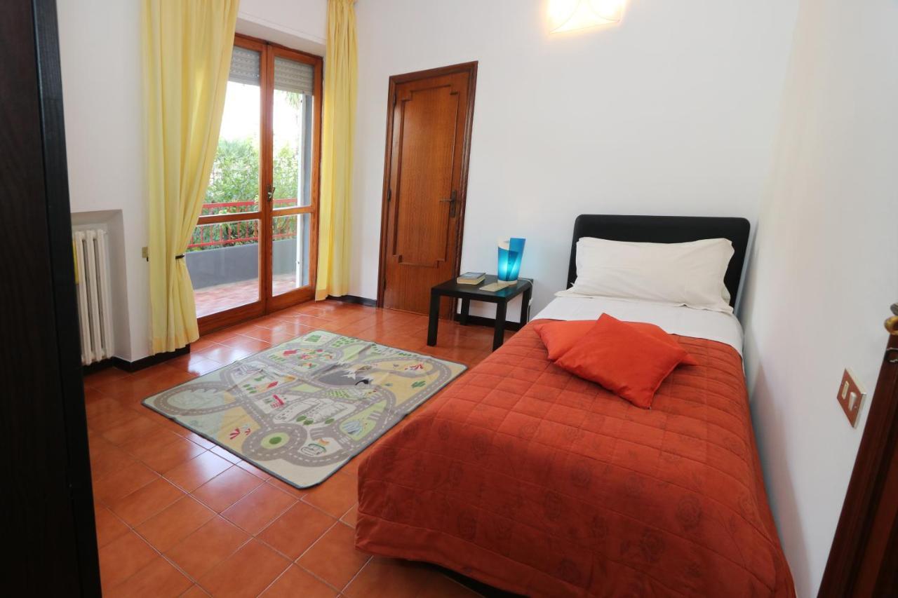 Bari Suite Apartment Barone 12 Free Parking ภายนอก รูปภาพ