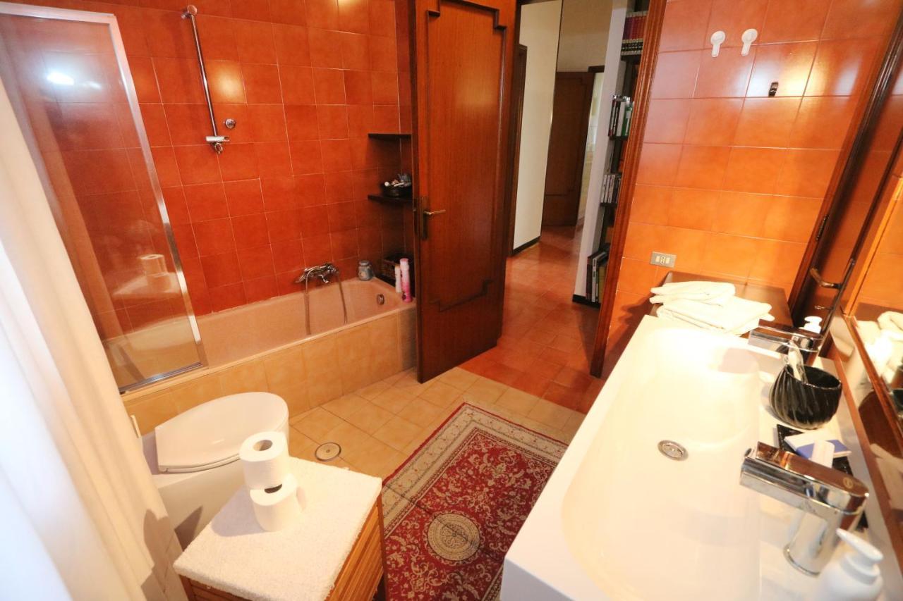 Bari Suite Apartment Barone 12 Free Parking ภายนอก รูปภาพ