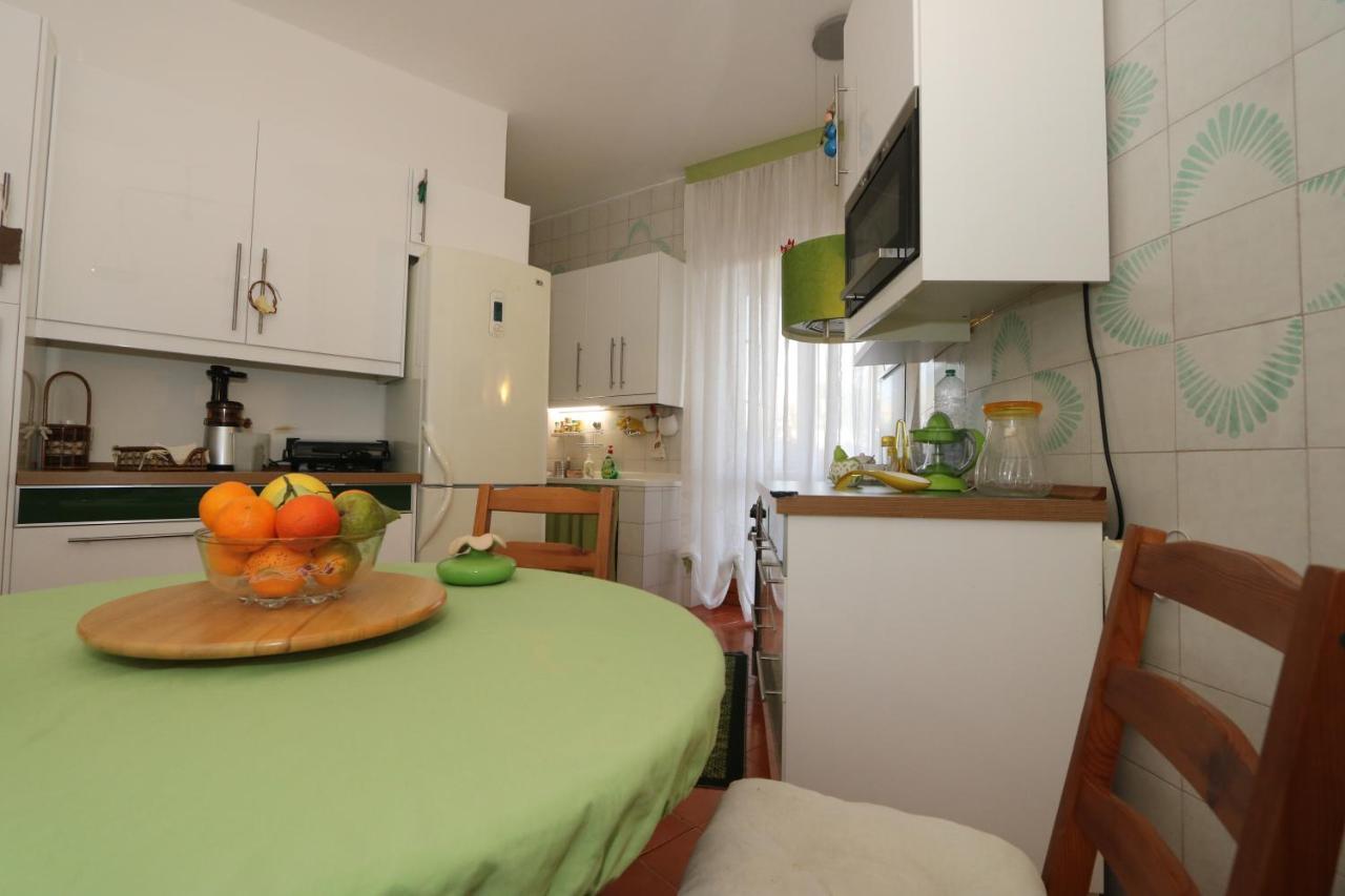 Bari Suite Apartment Barone 12 Free Parking ภายนอก รูปภาพ